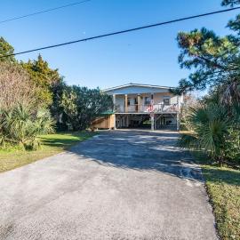 5BR Scenic View 3 Minutes to the Beach