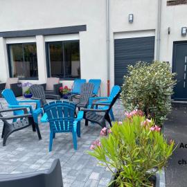 Chambre tout confort avec commodités espace repas wifi parking, hotel in Wimereux