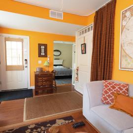 Small Suite STEPS from Oberlin, hotel en Oberlin