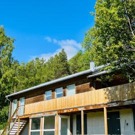 Skjomen Lodge, hotell i Elvegård