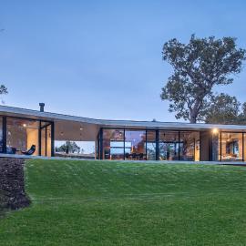 Boomerang House I Private Properties