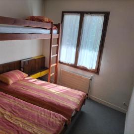Chambre Triple avec Salle de Bains Privative 2, hôtel à Vallouise