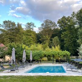Sweethome – La Jacqueminière、クルトネのホテル