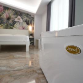 Harmony Tropea Rooms & Suites，特羅佩阿的飯店