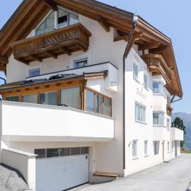 Haus Aventurin, hotel u gradu Fis