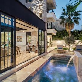 Boutique Hotel & Spa Casa del Mare - Mediterraneo โรงแรมในแฮร์เซ็ก-โนวี