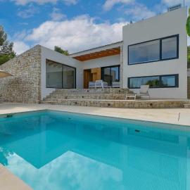 Bonita stay: B Sky: Piscina caliente, vistas, wifi