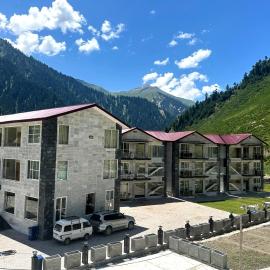 Kunhar Hotel RiverSide Block, khách sạn ở Nārān