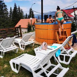Camere de închiriat Centru Ski、ルンカのホテル