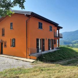 Oasi di pace nella Val di Taro, hotel in Compiano