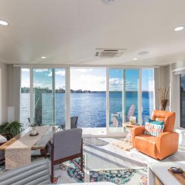 New Floating Luxury: Unique Houseboat Retreat