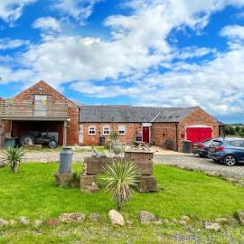Starshinezzz - Large Farmhouse County Durham