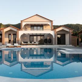 Epavli Alexandros Luxury Villa, hotel i Vourvourou