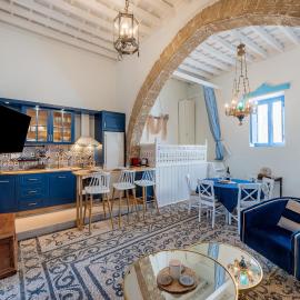 SUN PETRADI Tradition & Luxury, hotel in Koskinou