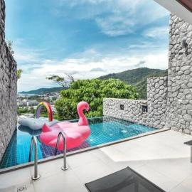 Patong Villa1三卧泳池别墅两个海景房 近班赞江西冷海滩中文管家