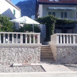 Summer House Bella on the Beach โรงแรมในโปดาซา