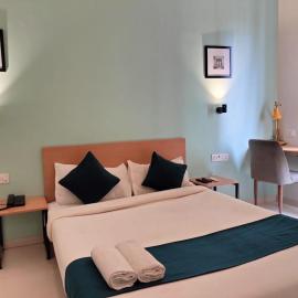Sujay Hospitality Manage By Ace Hotel, hotel v destinácii Vadodara