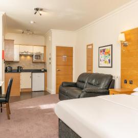 Teddington Lodge, hotel u gradu Teddington