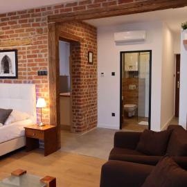 APARTAMENT PRZY RYNKU, hotel in Chełmno
