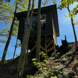 Vättervy Glamping- Ravinstuga、Haboのホテル