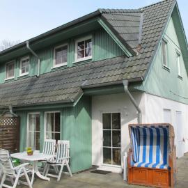 Holiday Home Im Kiefernweg DHH 21 by Interhome