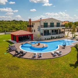Villa Leon ZadarVillas, hotel a Visočane