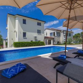 Holiday Home Villa Camellia by Interhome, hotel in Trget