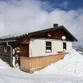 Cabin in Brixental by Ski Lift Access, hótel í Mittersill