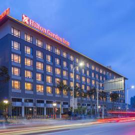 Hilton Garden Inn Qidong, khách sạn ở Qidong