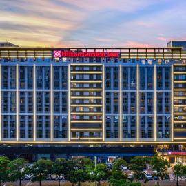 Hilton Garden Inn Shenzhen Nanshan Avenue – hotel w mieście Shenzhen