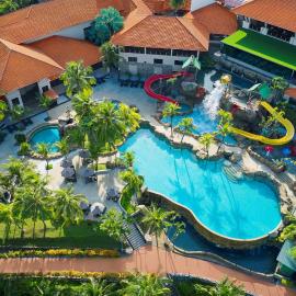DoubleTree by Hilton Damai Laut, מלון בלומוט
