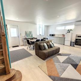 Maison familiale pour 8 pers au centre, vue Pyrénées, salle de jeux et parking, hotel in Saint-Gaudens