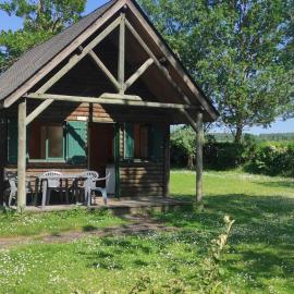 Camping Onlycamp La Roseraie, hotel in Descartes