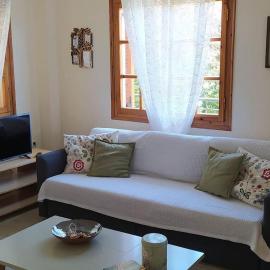 Greek village life by the sea, hotel a Marathiás