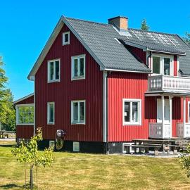 7 person holiday home in LJUNG, hotel u gradu 'Ljung'