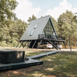 West House, hotel u gradu Bernati