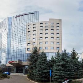 Hampton By Hilton Iasi – hotel w Jassach