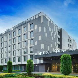 DoubleTree by Hilton Krakow Hotel & Convention Center: Kraków şehrinde bir otel