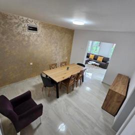Guesthouse Silva, hotel u gradu 'Vinci'