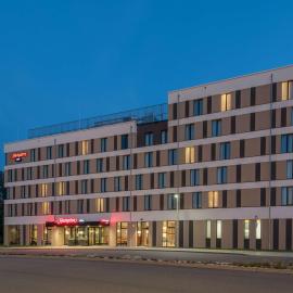 Hampton By Hilton Freiburg، فندق في فريبورغ ام بريسغاو