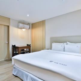 The First Hotel, hotel u gradu 'Changwon'
