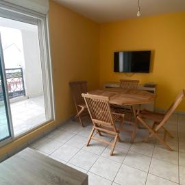 Appartement F2 centre-ville Saint-André