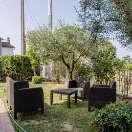 GuestHost - Casa Vacanza Rocchetti with Parking&Garden!