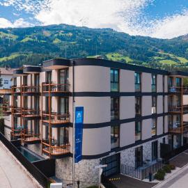 퓌겐에 위치한 호텔 Zillertal Suites Fügen by ALPS RESORTS