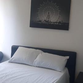 Colocation ROOMS, hotel u gradu Sarsel