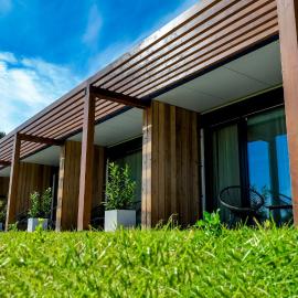 Binowo Park Golf Garden Rooms, hotel in Stare Czarnowo