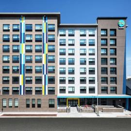 Tru By Hilton Baltimore Harbor East，巴爾的摩的飯店