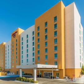 Hampton by Hilton Queretaro Tecnologico, ξενοδοχείο σε Querétaro