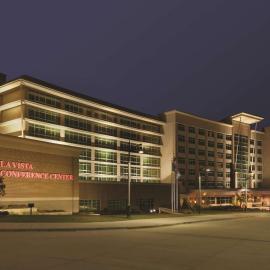 라비스타에 위치한 호텔 Embassy Suites Omaha- La Vista/ Hotel & Conference Center