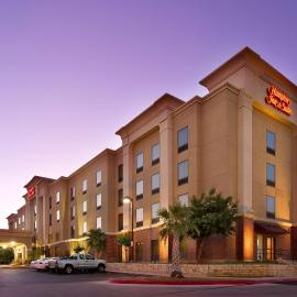 Hampton Inn and Suites San Antonio Airport